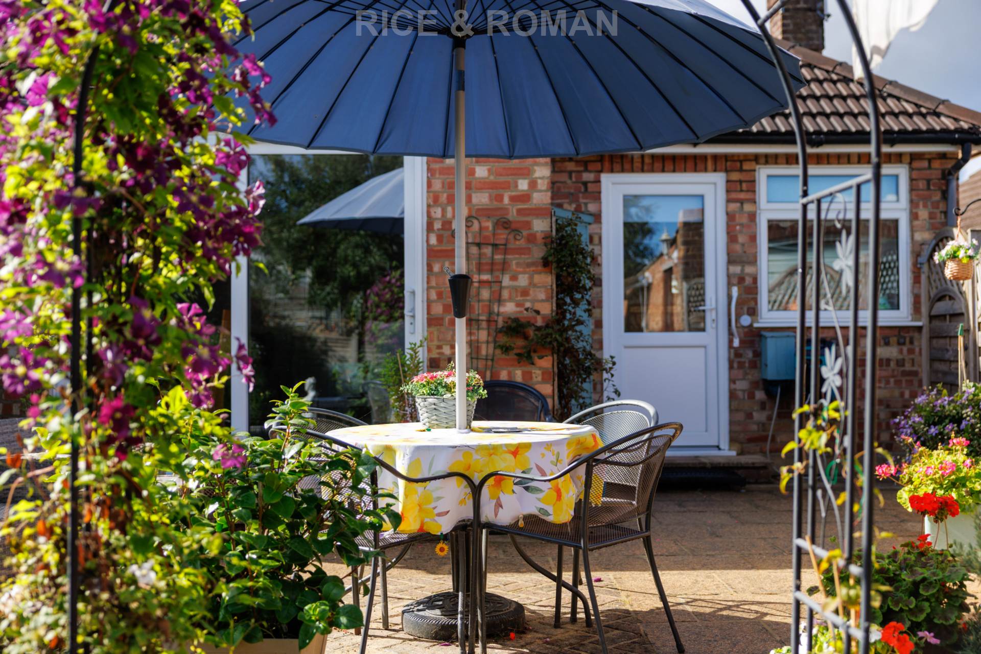 Additional Property Image 2 bedroom Semi Detached Bungalow for sale in Egham 17