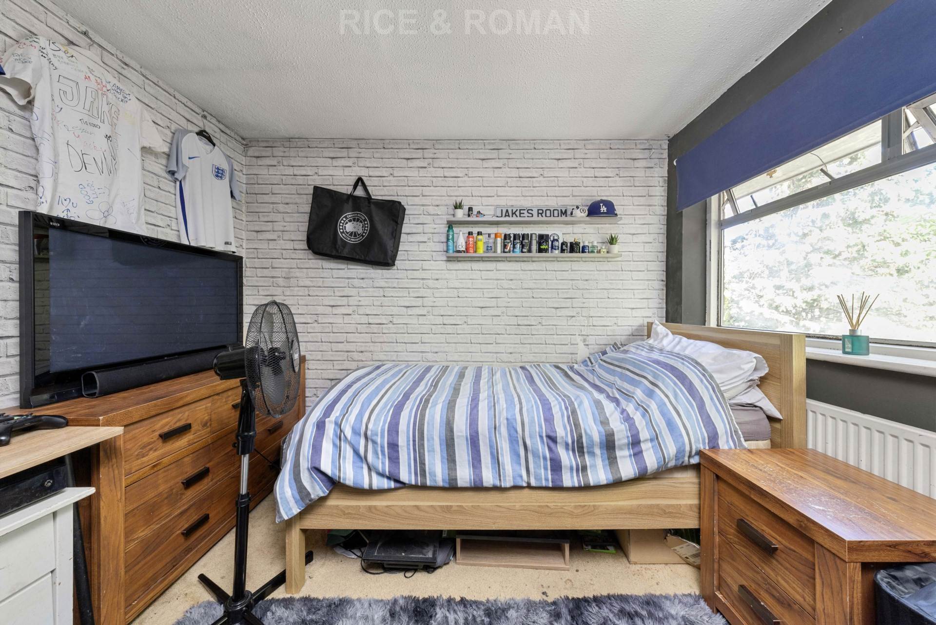 Additional Property Image 3 bedroom End of Terrace for sale in Bracknell 11