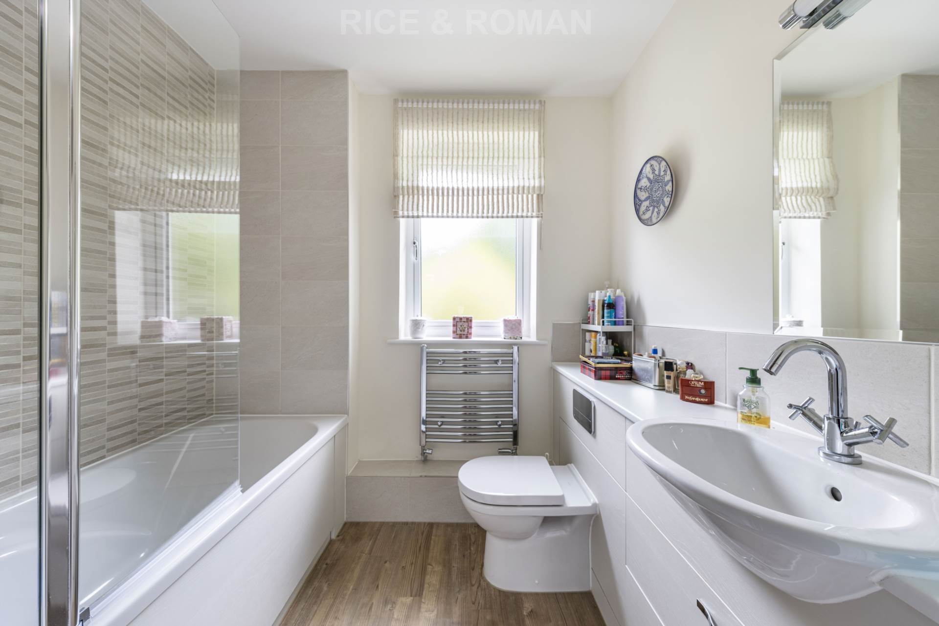 Additional Property Image 3 bedroom Terraced for sale in Leatherhead 10