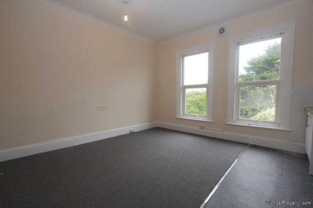 Additional Property Image 8 bedroom Semi Detached for sale in Worthing 3