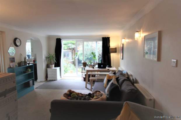 Additional Property Image 8 bedroom Semi Detached for sale in Worthing 11