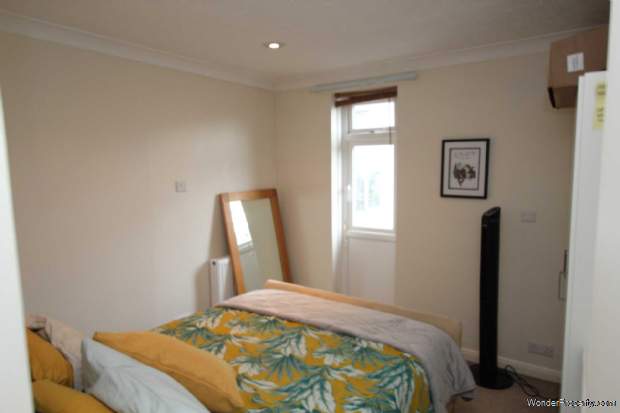 Additional Property Image 8 bedroom Semi Detached for sale in Worthing 13