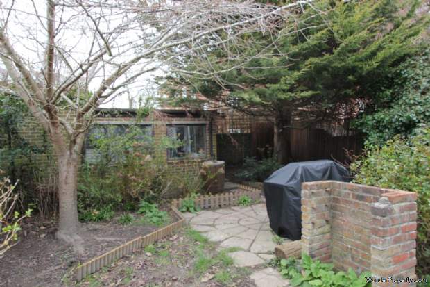 Additional Property Image 8 bedroom Semi Detached for sale in Worthing 16