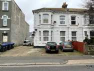 8 bedroom Semi Detached for sale in Worthing
