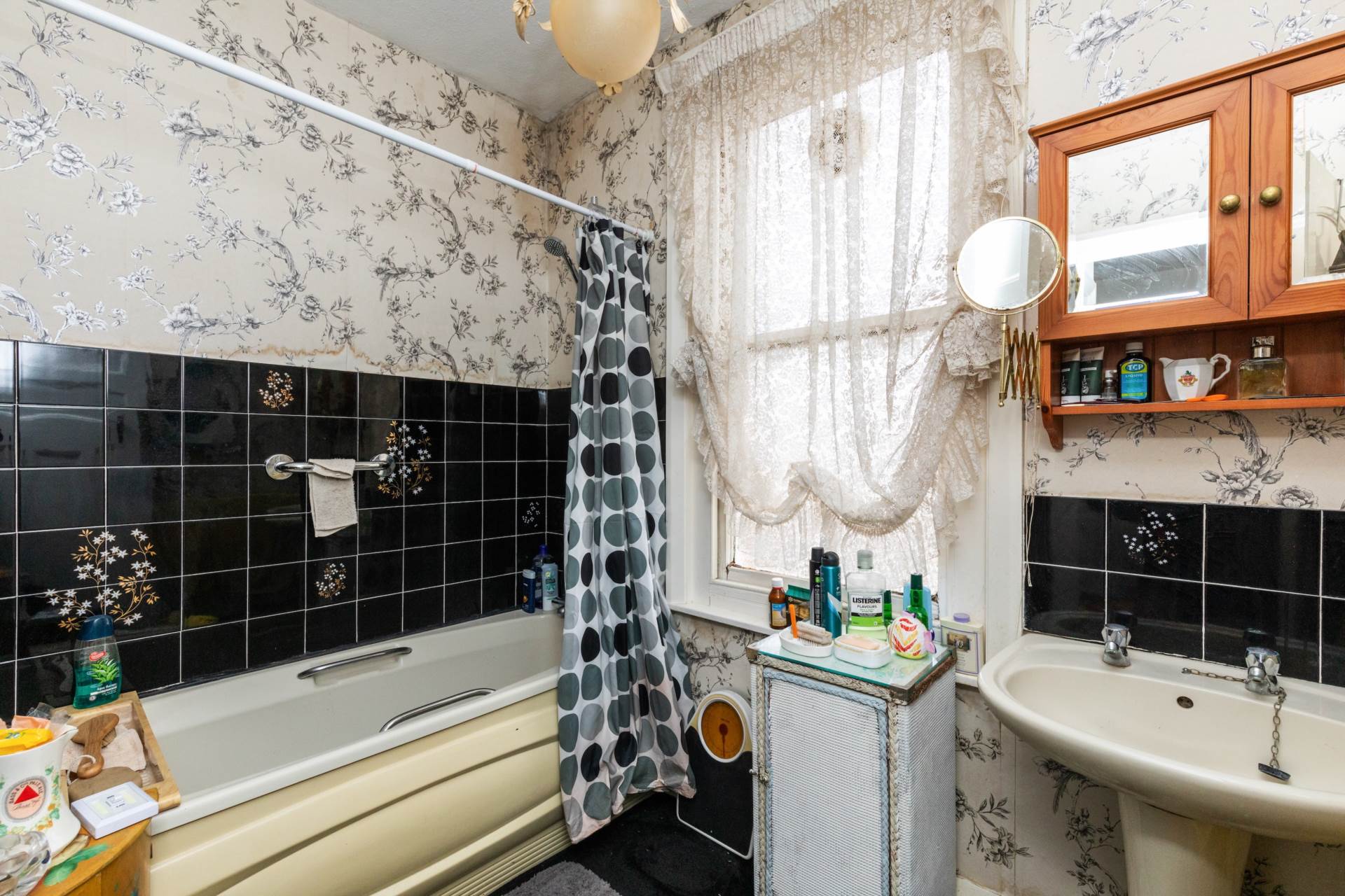 Additional Property Image 3 bedroom Semi Detached for sale in Worthing 14