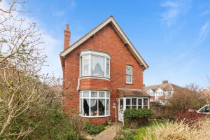 3 bedroom Semi Detached for sale in Worthing