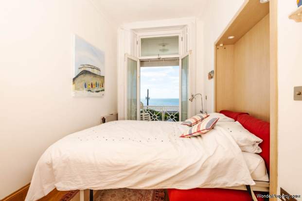 Additional Property Image 2 bedroom Flat for sale in Worthing 5