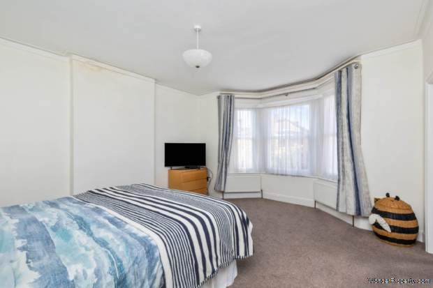 Additional Property Image 5 bedroom Detached for sale in Worthing 6