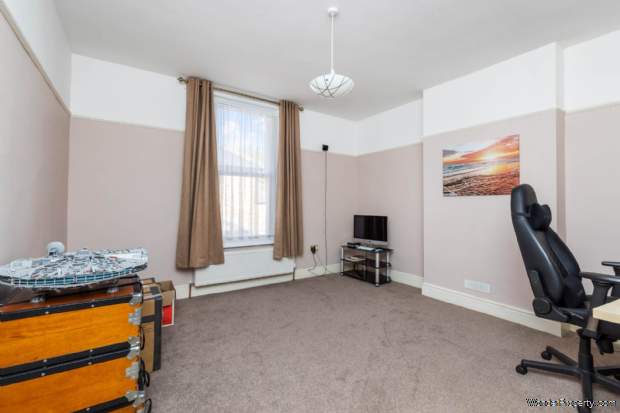 Additional Property Image 5 bedroom Detached for sale in Worthing 9