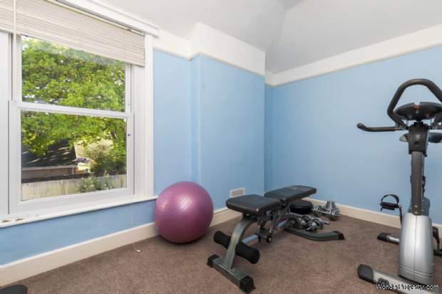 Additional Property Image 5 bedroom Detached for sale in Worthing 10