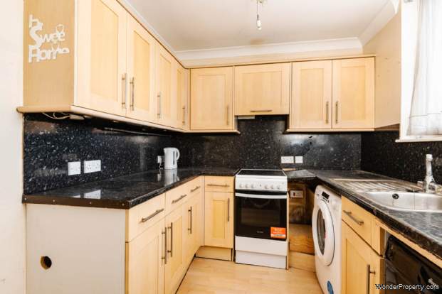 1 bedroom Flat for sale in Worthing