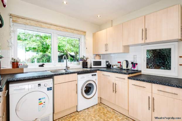 Additional Property Image 2 bedroom Detached Bungalow for sale in Worthing 5