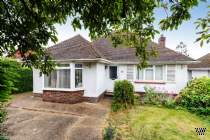 2 bedroom Detached Bungalow for sale in Worthing