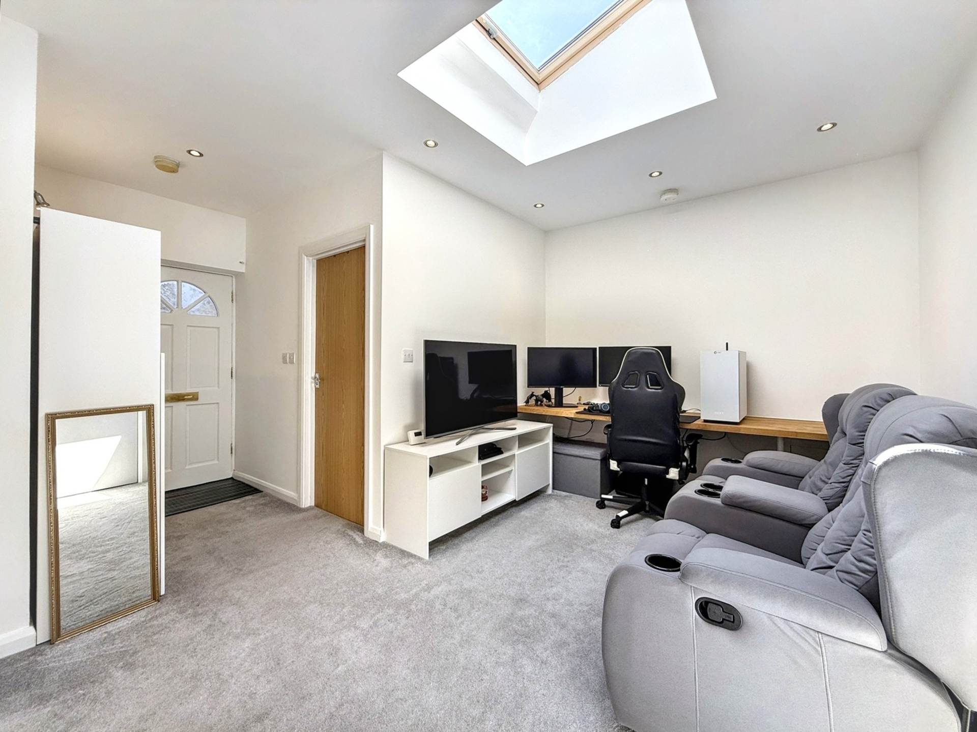 Additional Property Image 1 bedroom Flat for sale in Worthing 5