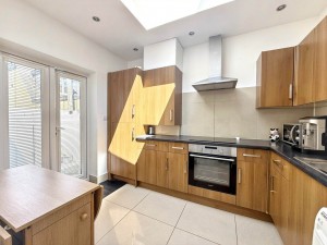 1 bedroom Flat for sale in Worthing