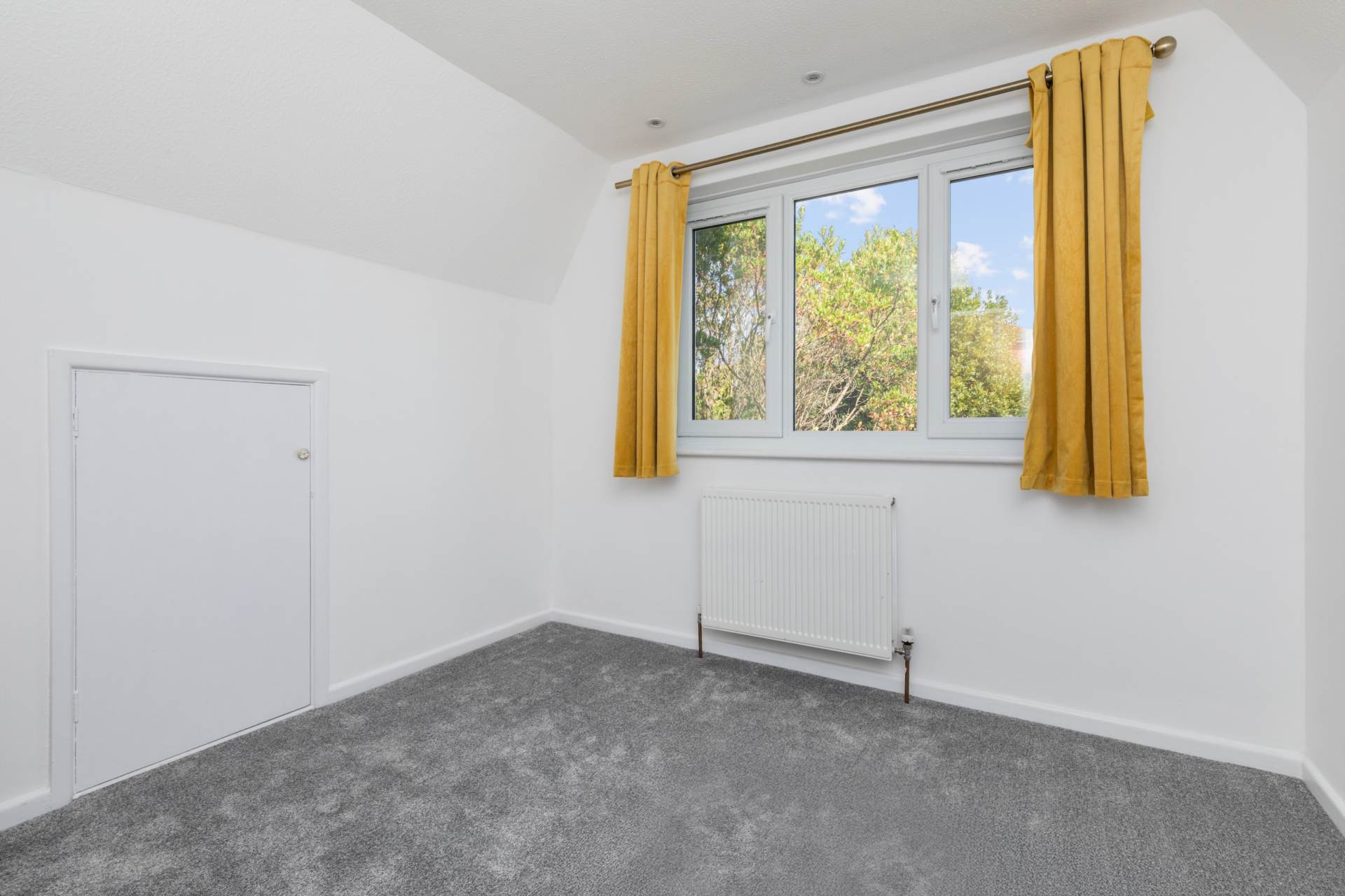 Additional Property Image 2 bedroom Semi Detached for sale in Pulborough 9
