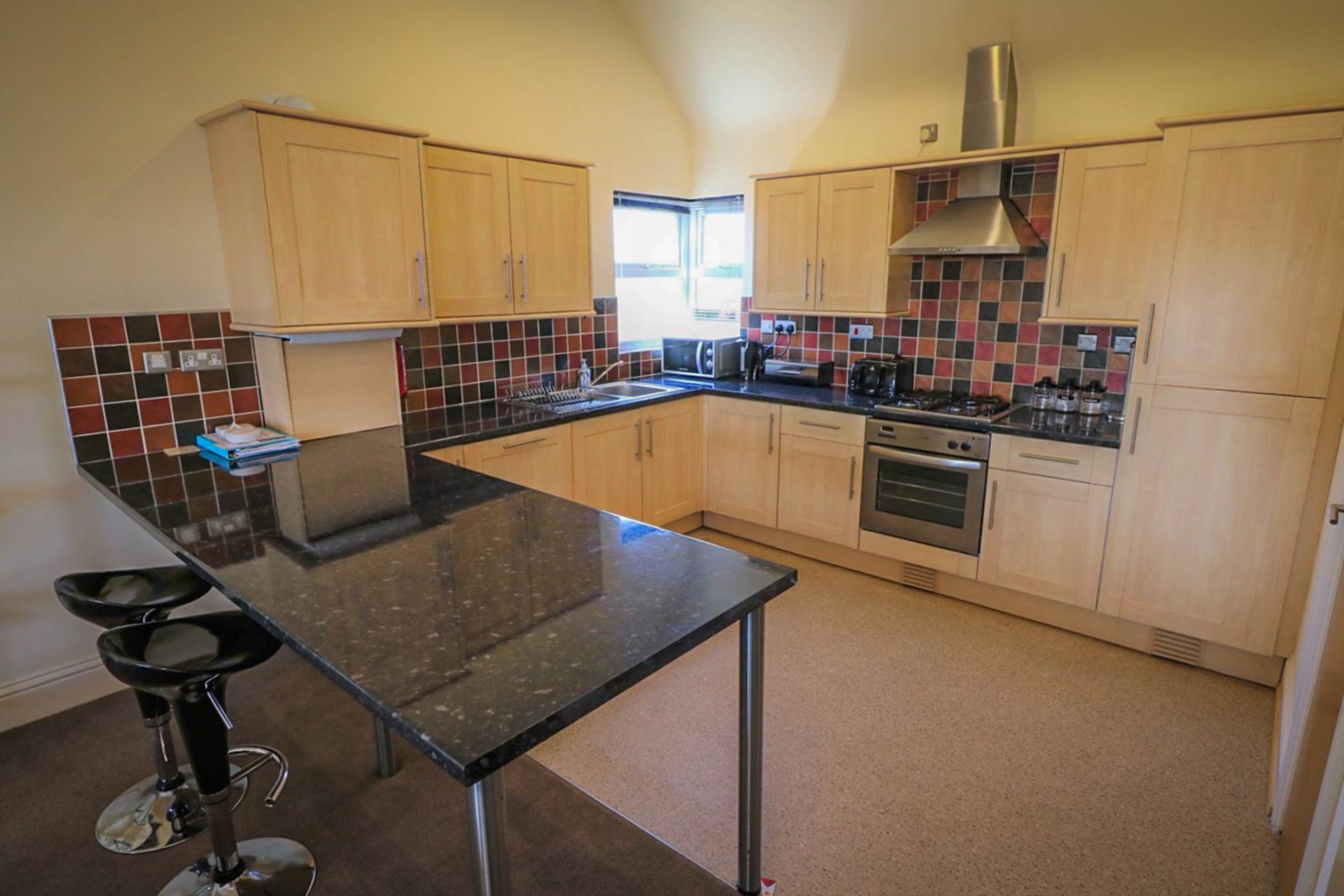 Additional Property Image 2 bedroom Apartment to rent in Southport 14