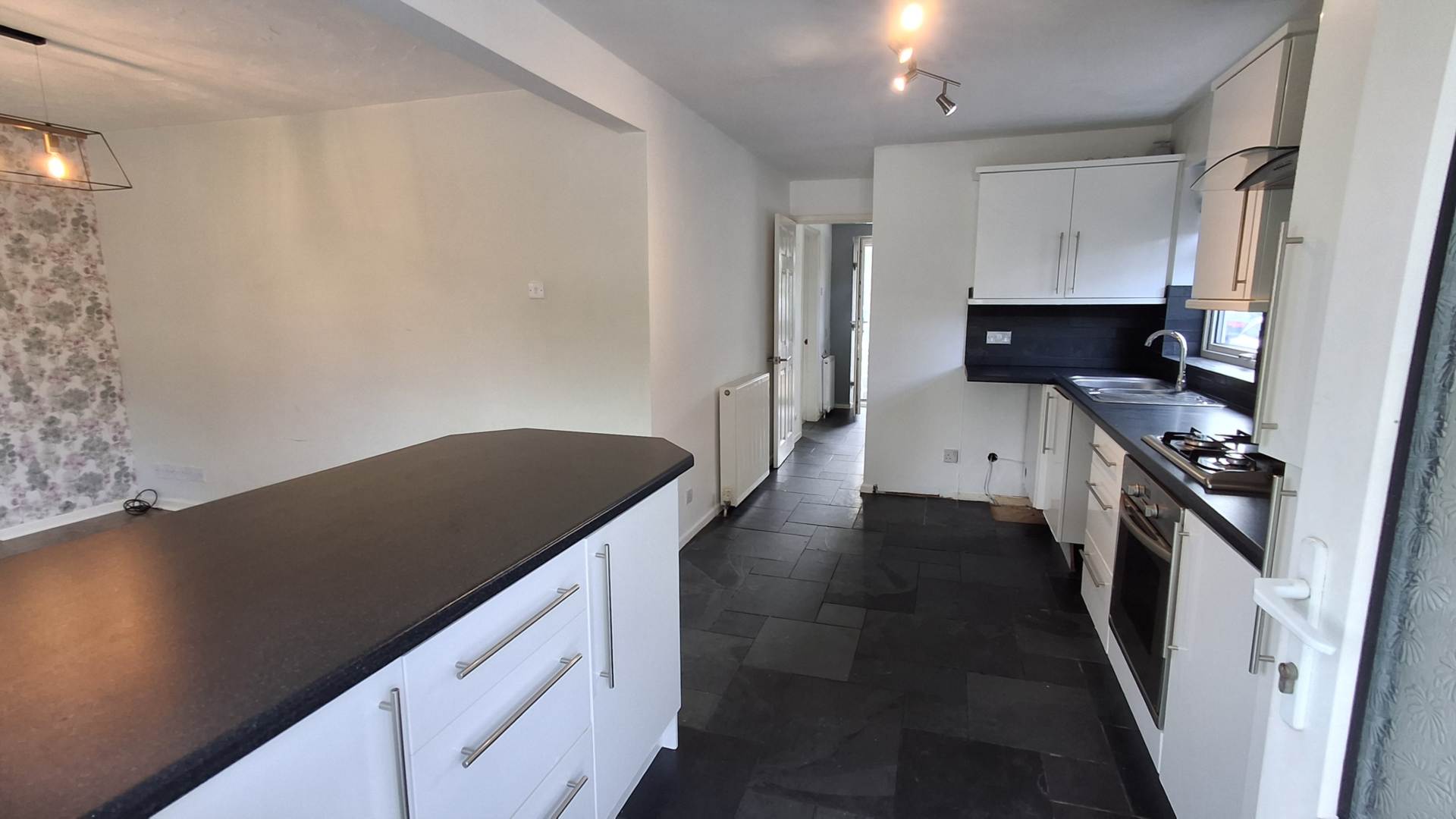 Additional Property Image 3 bedroom Semi Detached to rent in Southport 11
