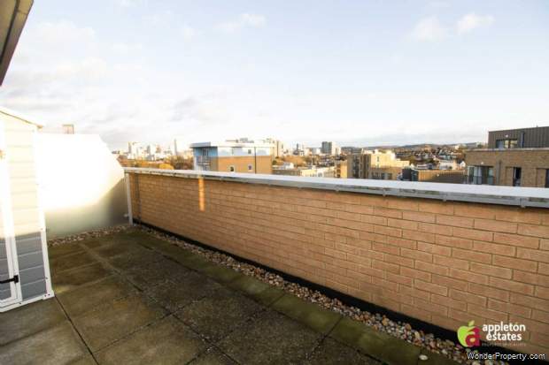 Additional Property Image 2 bedroom Flat to rent in Croydon 9