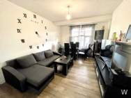 2 bedroom Flat for sale in Croydon