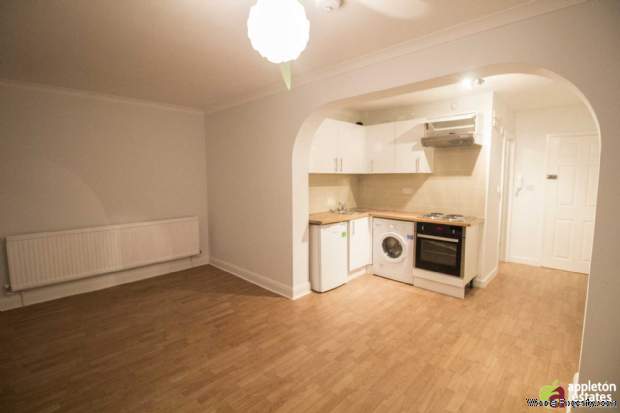 Additional Property Image 5 bedroom Semi Detached for sale in Thornton Heath 3
