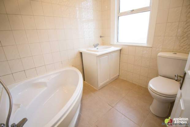 Additional Property Image 5 bedroom Semi Detached for sale in Thornton Heath 8