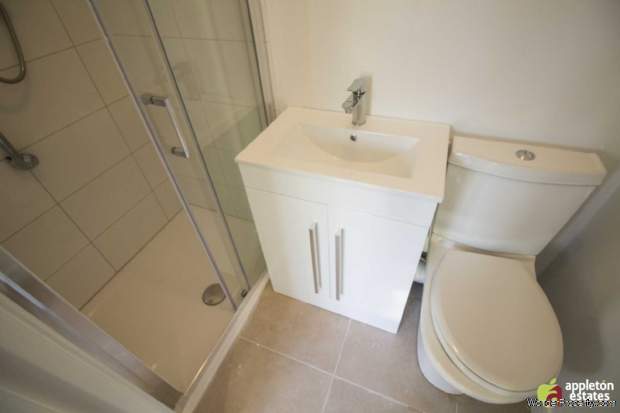 Additional Property Image 5 bedroom Semi Detached for sale in Thornton Heath 10