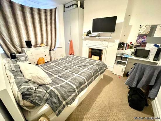 Additional Property Image 3 bedroom Apartment for sale in Croydon 6