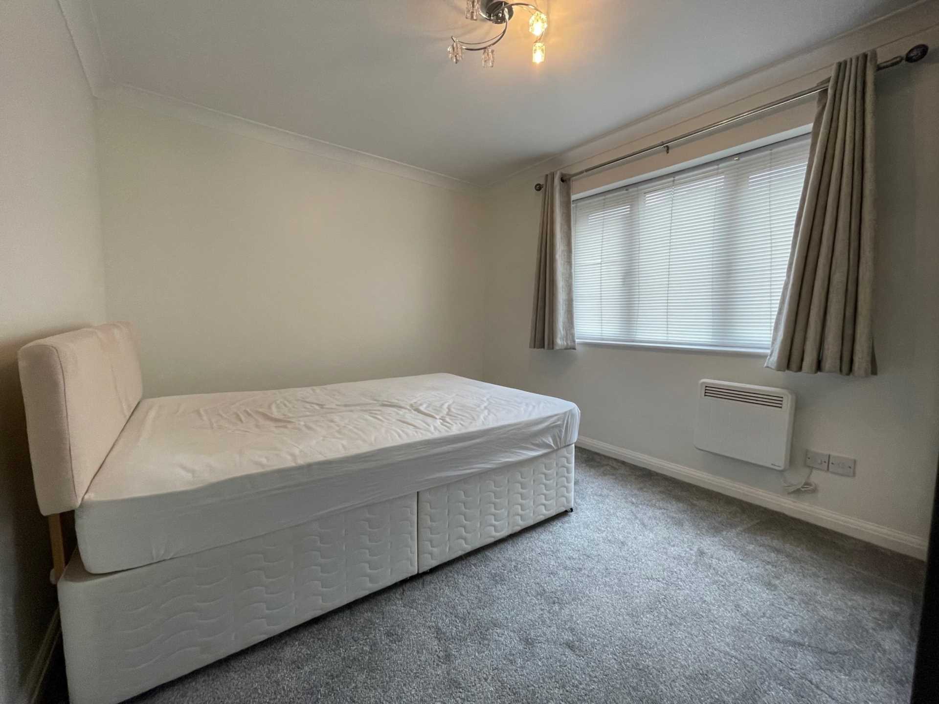 Additional Property Image 1 bedroom Apartment to rent in Twickenham 4