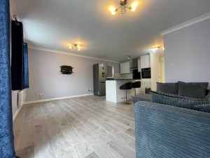 1 bedroom Apartment to rent in Twickenham