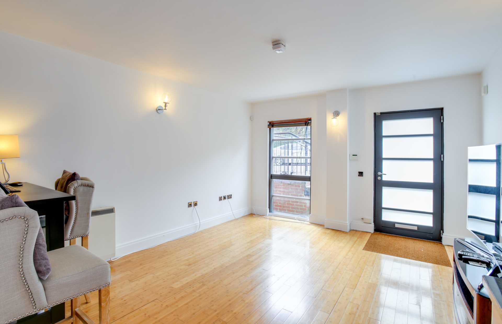 Additional Property Image 1 bedroom Flat to rent in Isleworth 4