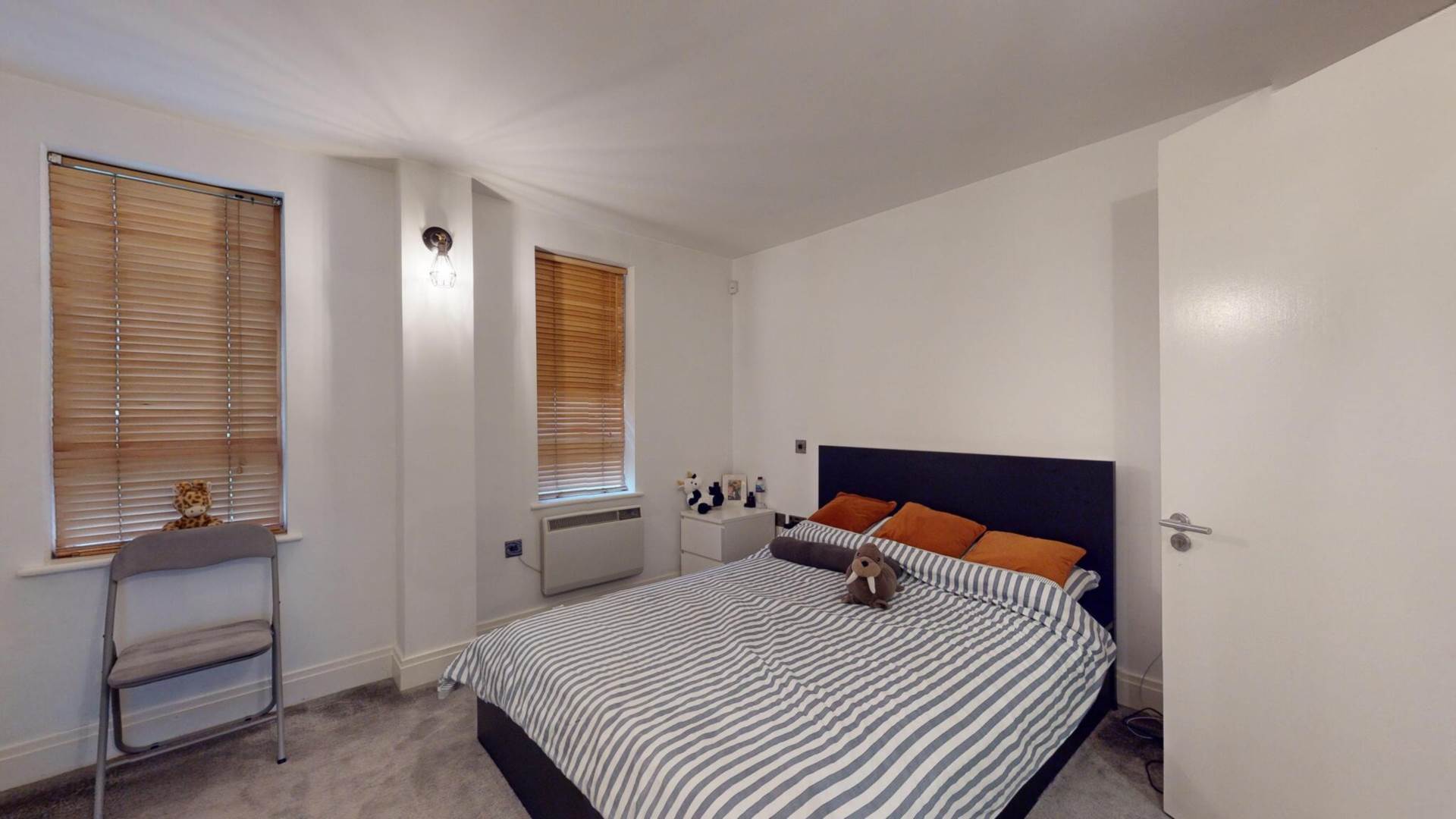 Additional Property Image 1 bedroom Semi Detached for sale in Isleworth 2