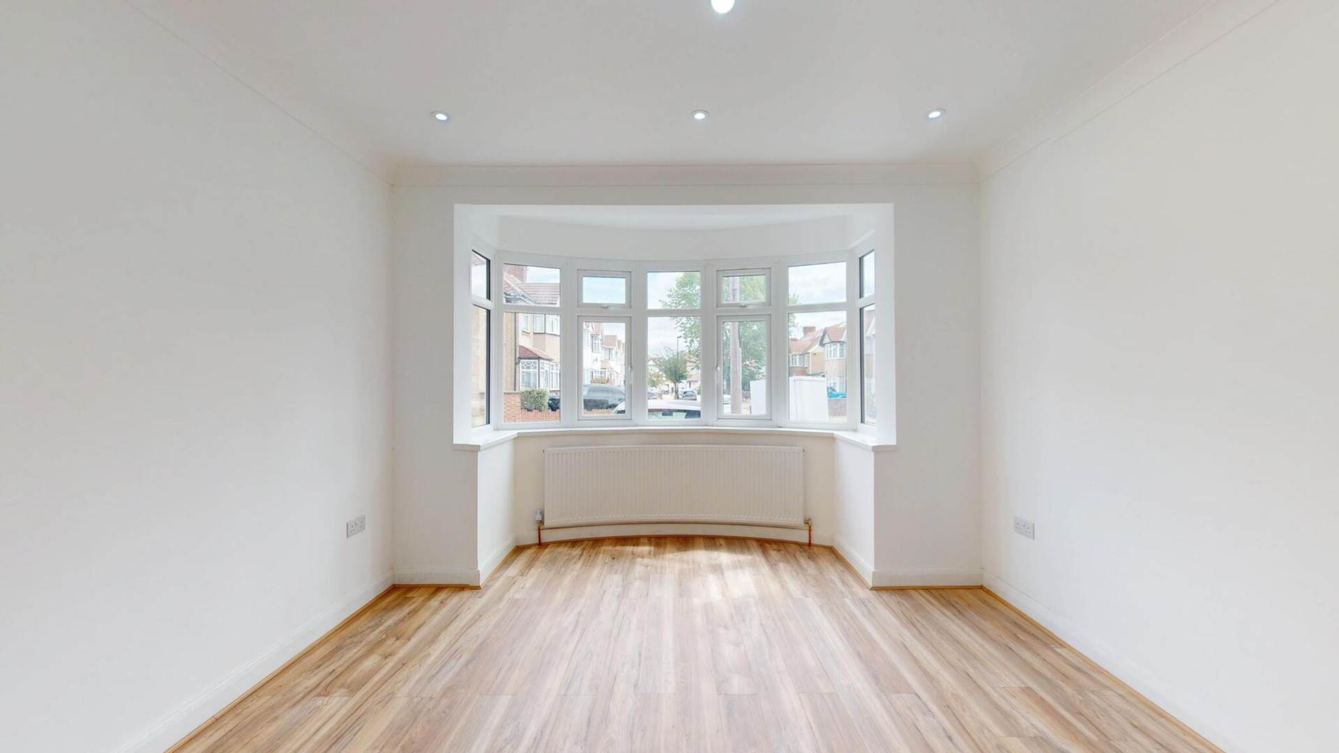 3 bedroom Terraced to rent in Hounslow