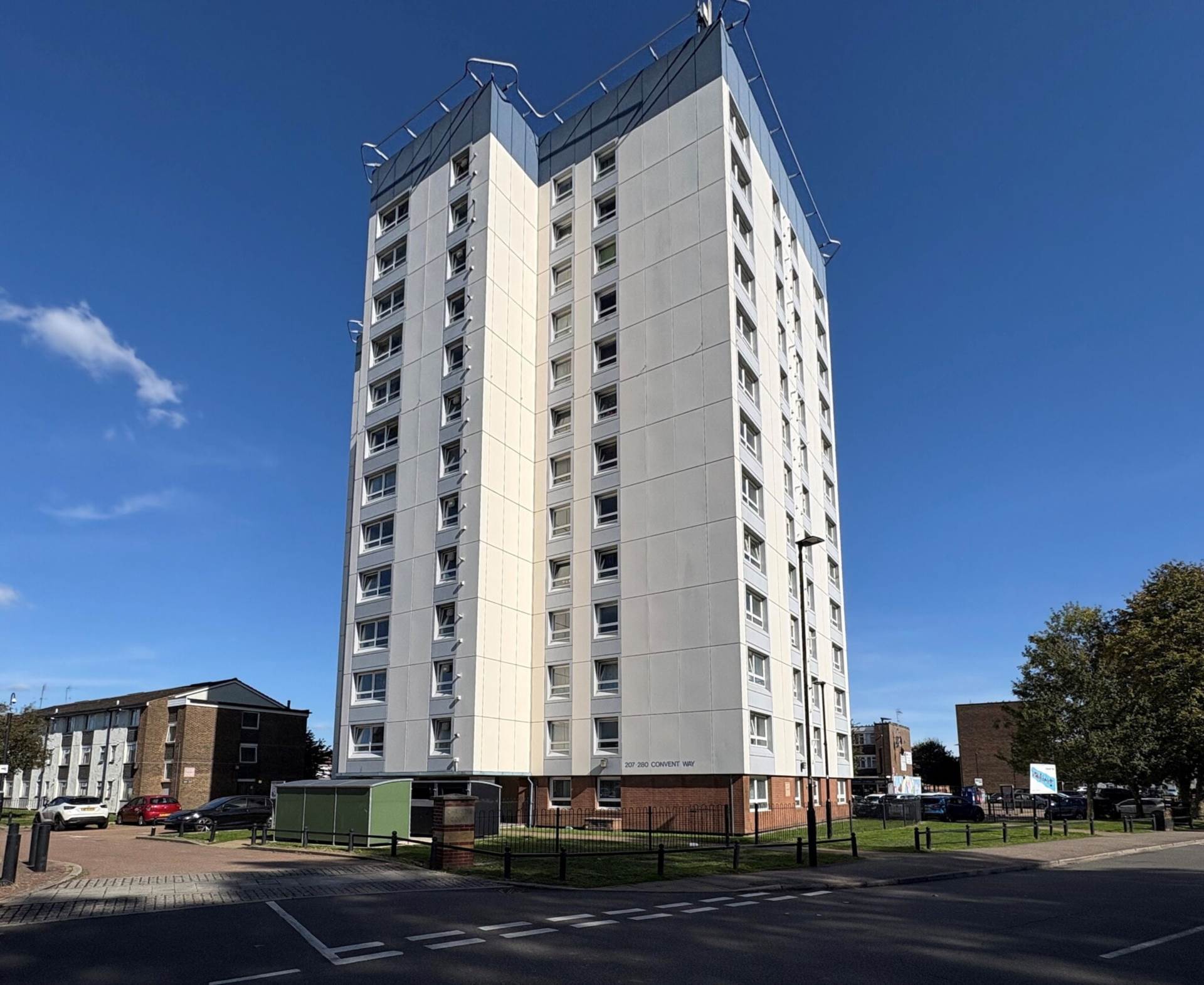 Additional Property Image 2 bedroom Flat to rent in Hounslow 18