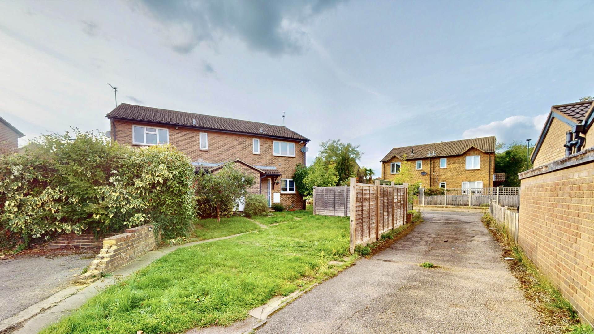 Additional Property Image 1 bedroom Flat to rent in Hampton 5