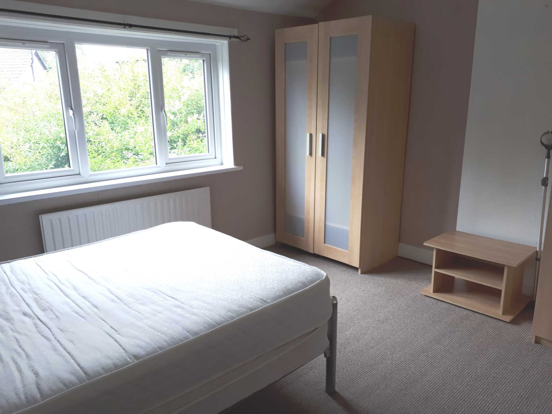 Additional Property Image 3 bedroom Semi Detached to rent in Leeds 10