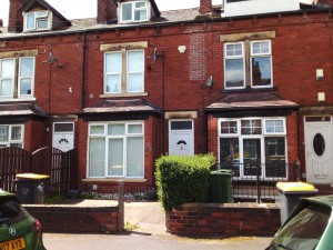 4 bedroom Terraced for sale in Leeds