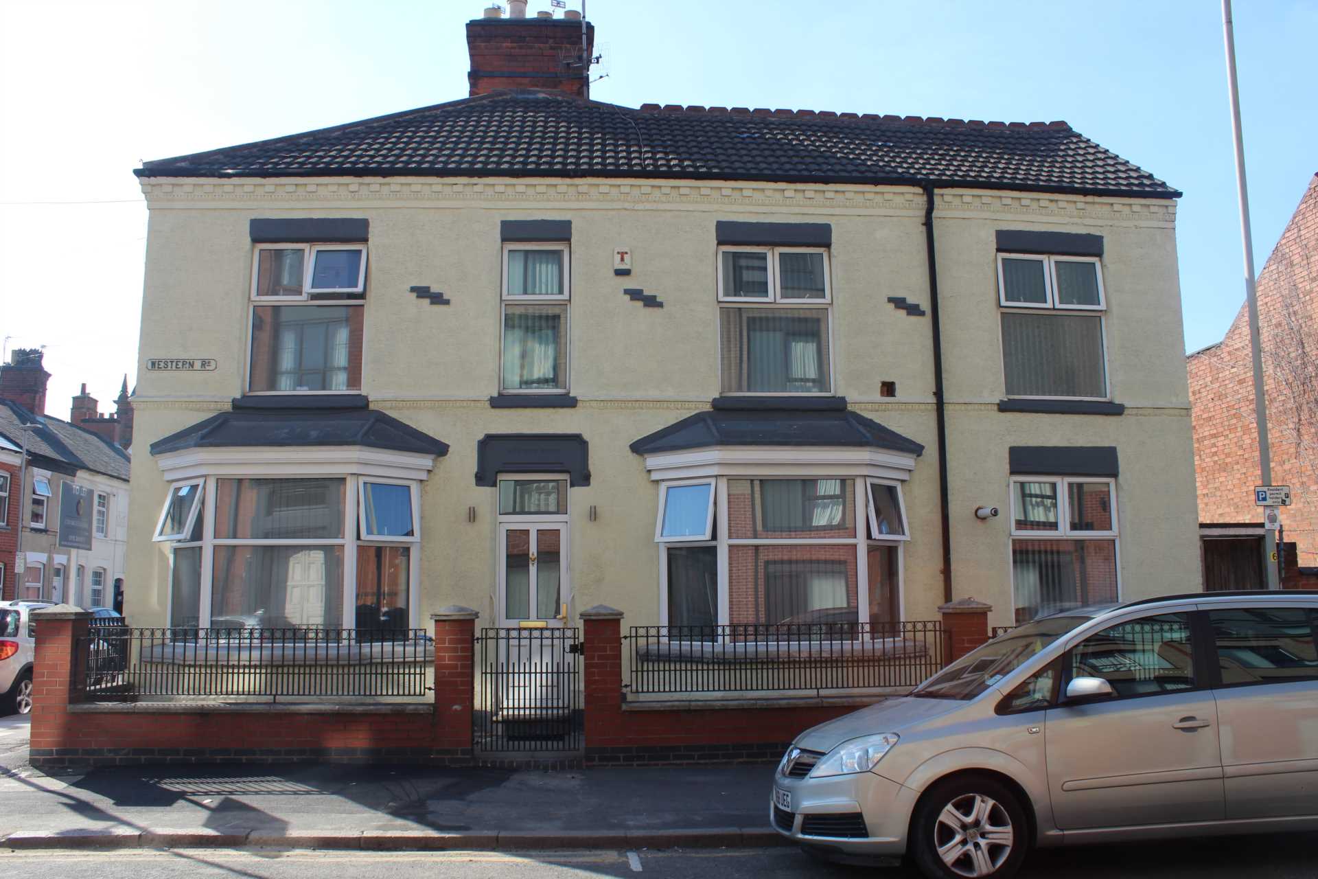 3 bedroom Terraced to rent in Leicester