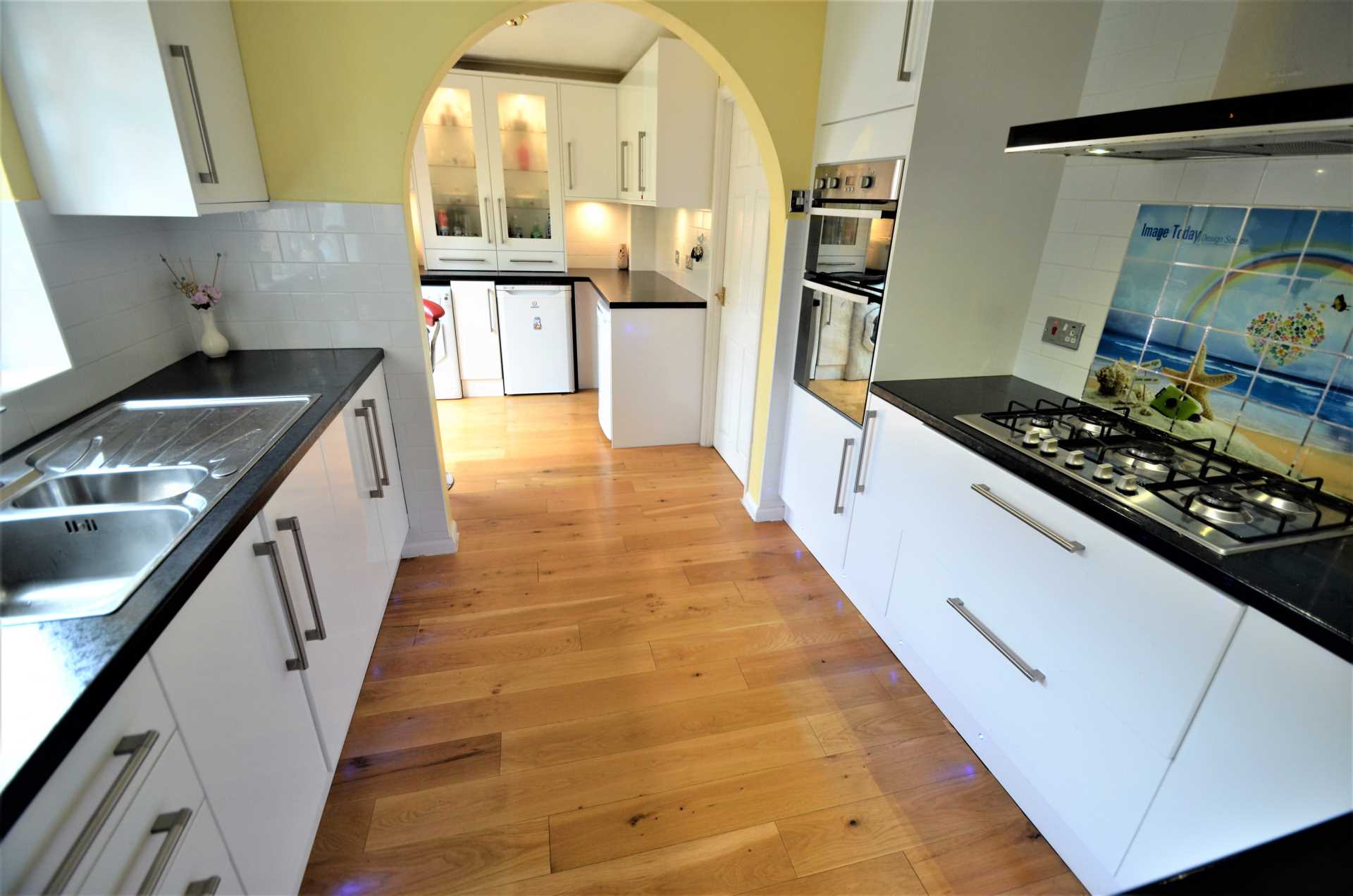 Additional Property Image 4 bedroom Detached to rent in Bedford 5