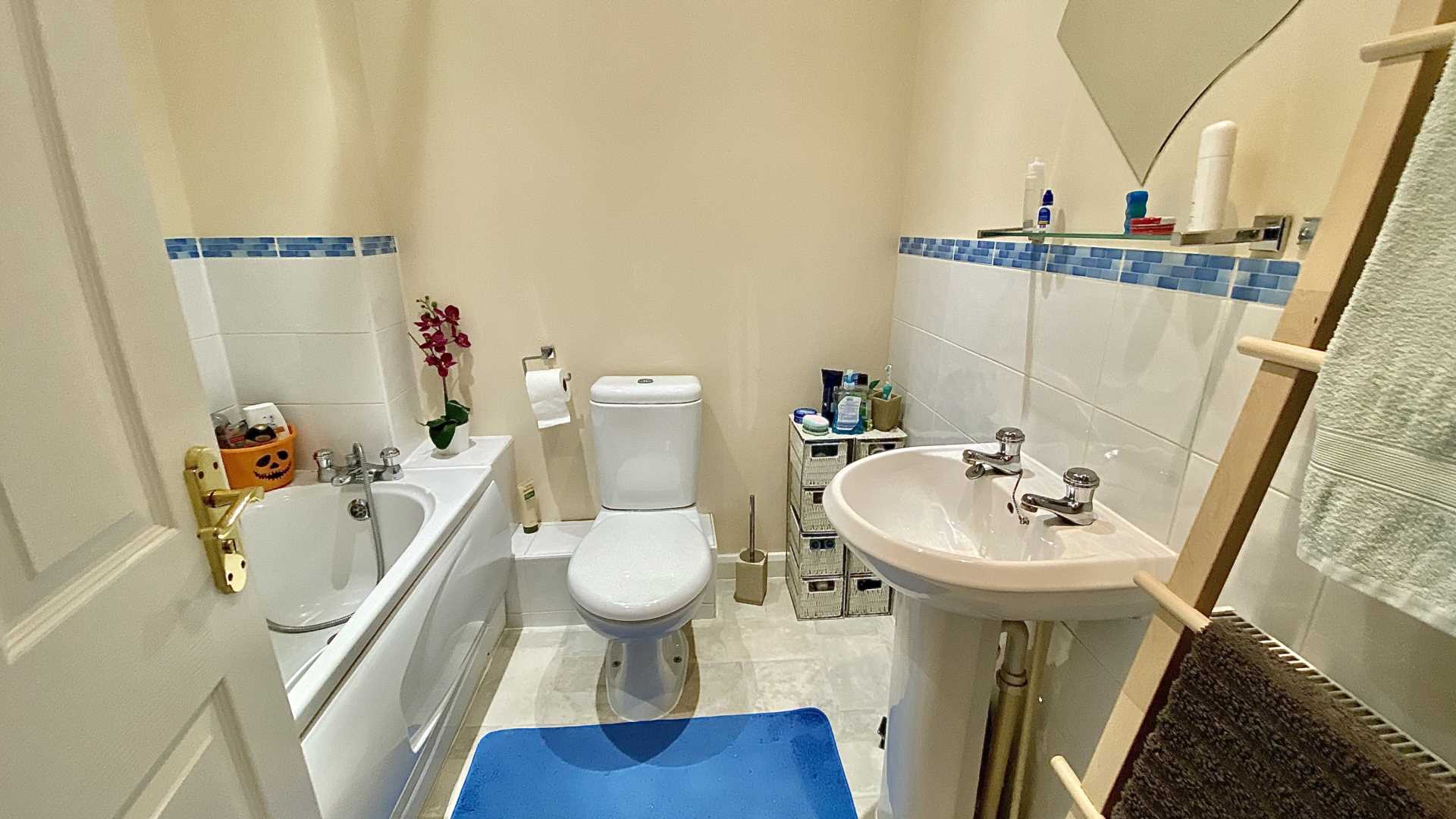 Additional Property Image 3 bedroom Semi Detached to rent in Wellingborough 6