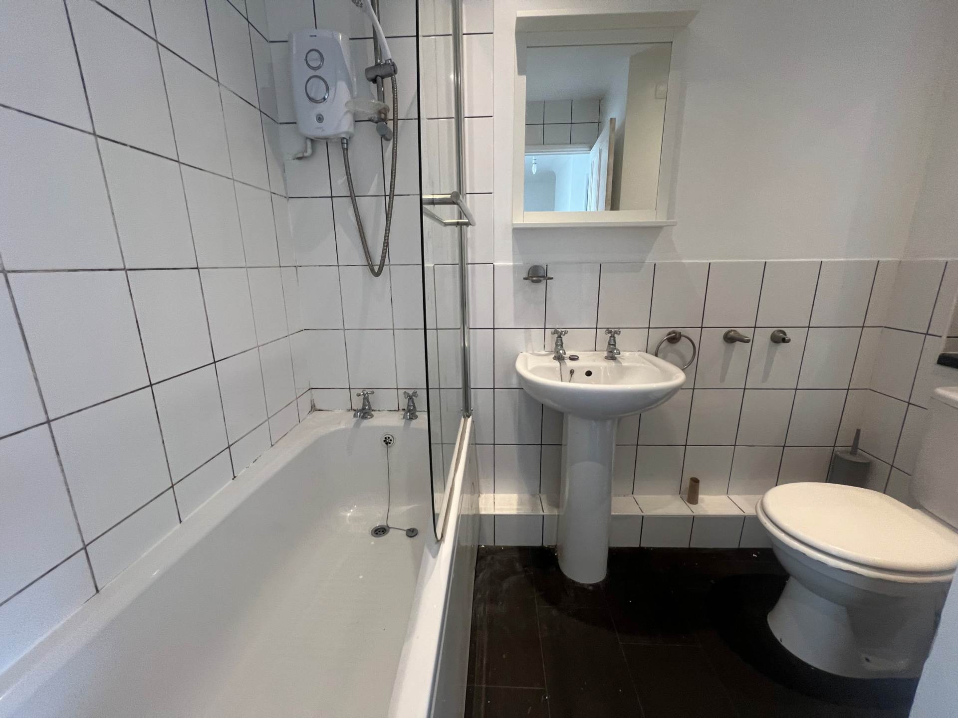 Additional Property Image 3 bedroom Terraced to rent in Bedford 6