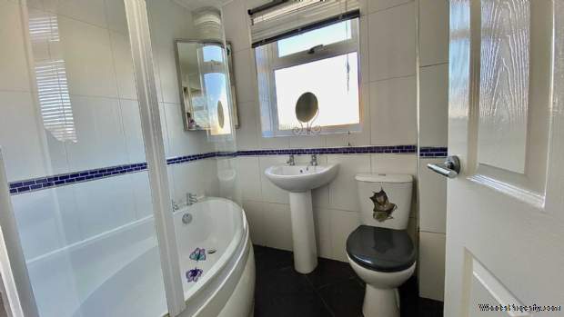 Additional Property Image 3 bedroom Terraced for sale in Rushden 8