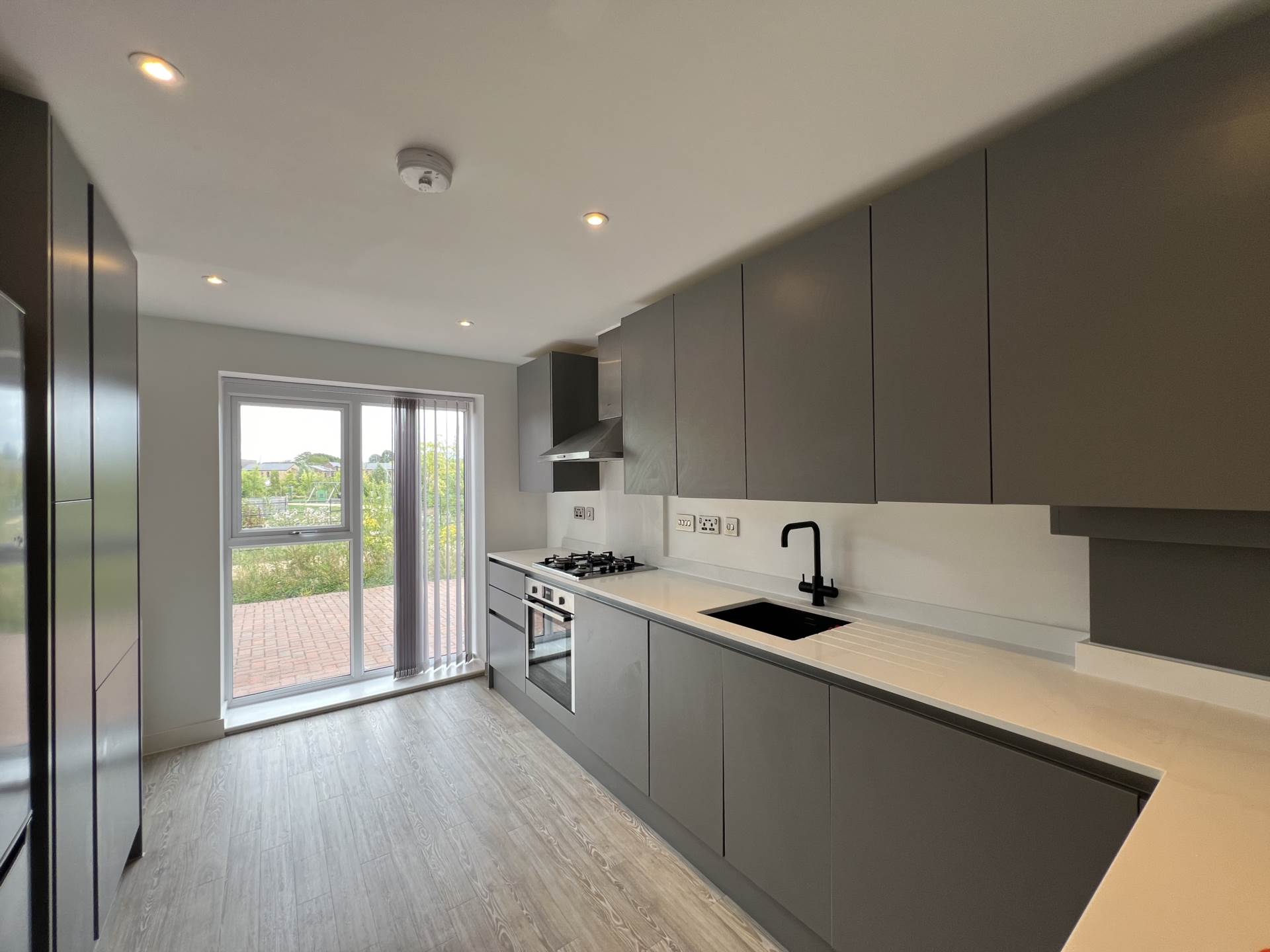Additional Property Image 4 bedroom Detached to rent in Salford 2