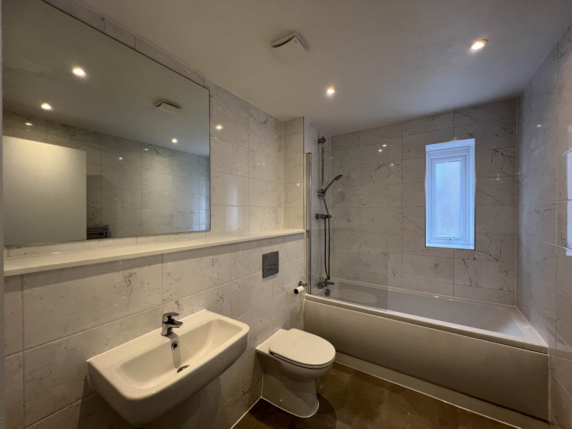 Additional Property Image 4 bedroom Detached to rent in Salford 8