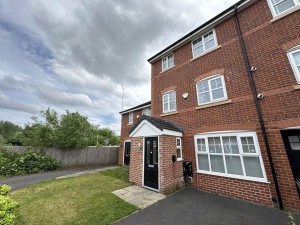 4 bedroom Terraced for sale in Manchester
