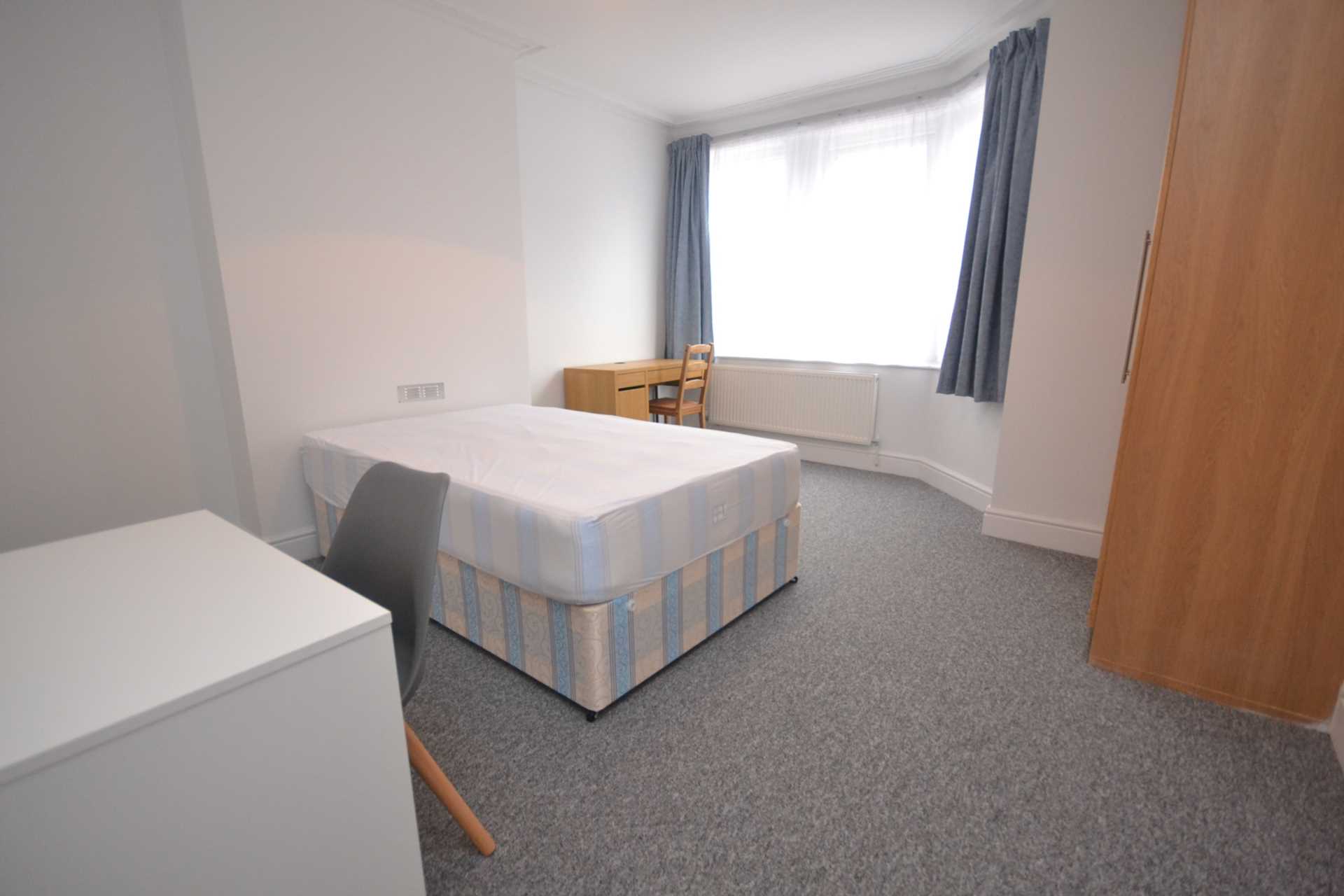 Additional Property Image 5 bedroom Semi Detached to rent in Reading 11