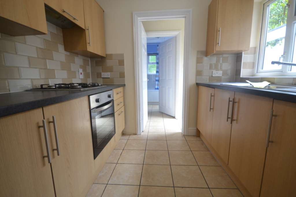 Additional Property Image 4 bedroom Terraced to rent in Reading 2