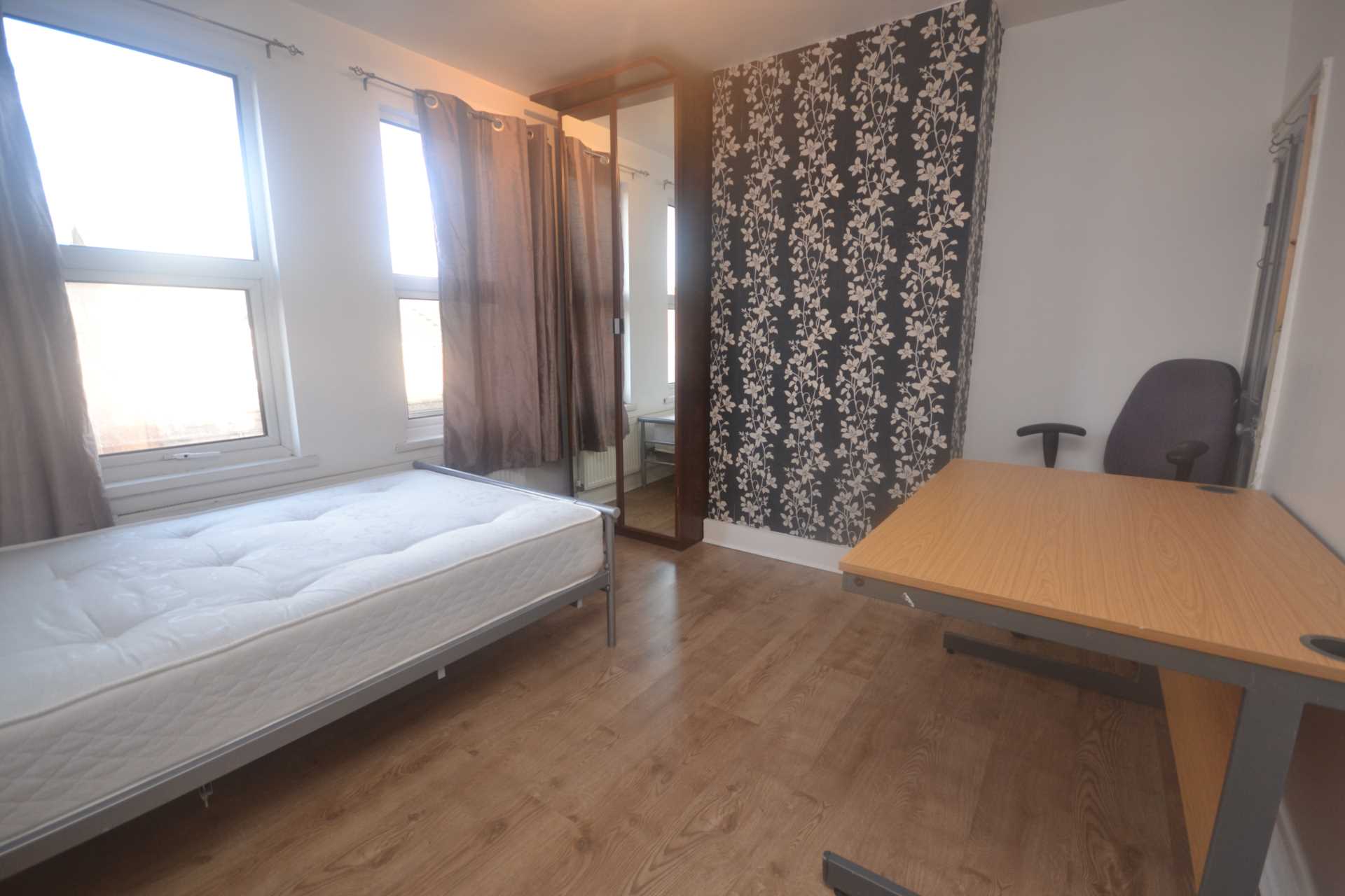 Additional Property Image 4 bedroom Terraced to rent in Reading 5