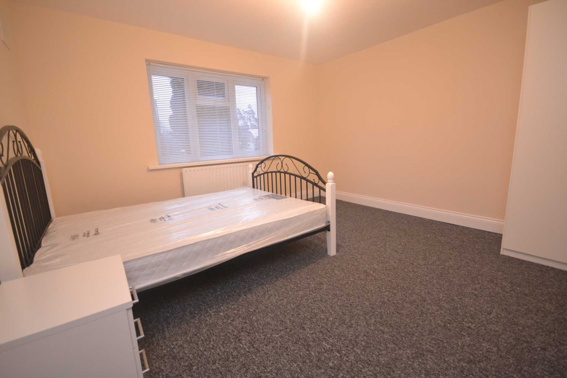 Additional Property Image 6 bedroom Semi Detached to rent in Reading 7