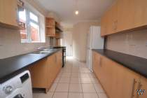 5 bedroom Terraced to rent in Reading